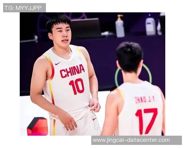 姚明在上海的成长历程与篮球梦想的追逐之路