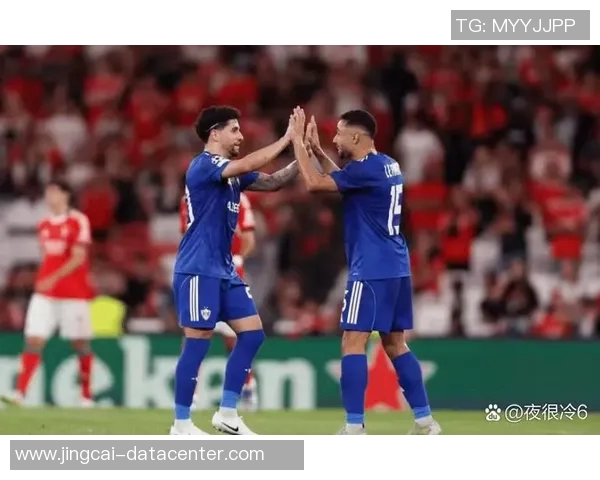 欧冠激战莱比锡逆转本菲卡上演惊天大逆转全场沸腾