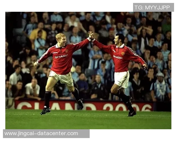 意甲激战：里昂大胜多特蒙德帽子戏法引发争议判罚全场沸腾