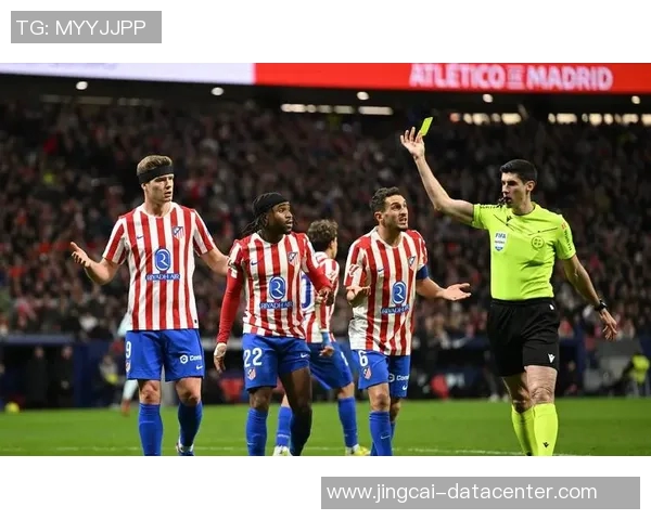 国王杯激战巴萨逆转马竞全场沸腾争议判罚引发热议 国王杯激战巴萨逆转马竞全场沸腾争议判罚引发热议