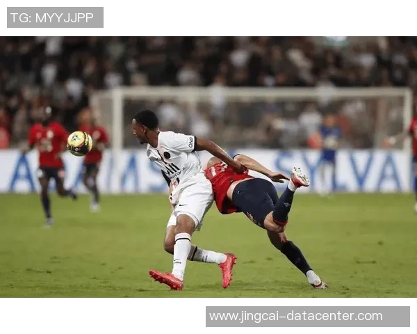 德甲精彩对决皇马逆转巴黎圣日耳曼帽子戏法点燃全场热情